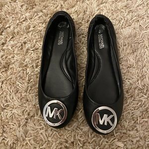 MICHAEL KORS - Black Flats (sz 6)